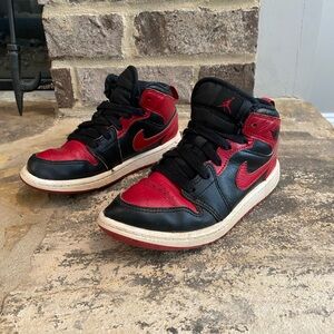 Nike Jordan Kids Black and Red Sneakers Size 13 Jordans